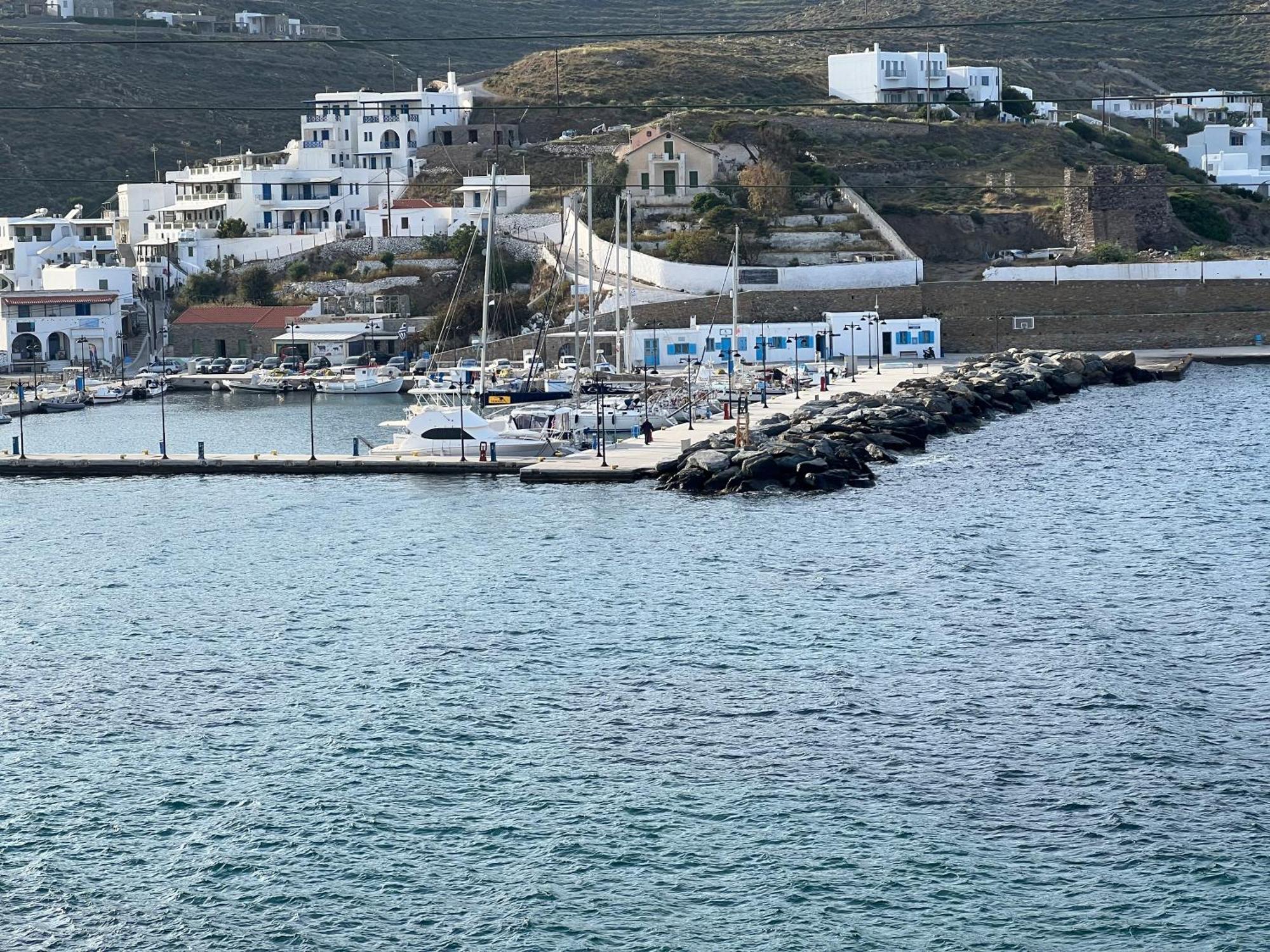 Θίς Luxury Apartments Loutra (Kythnos) Exterior photo